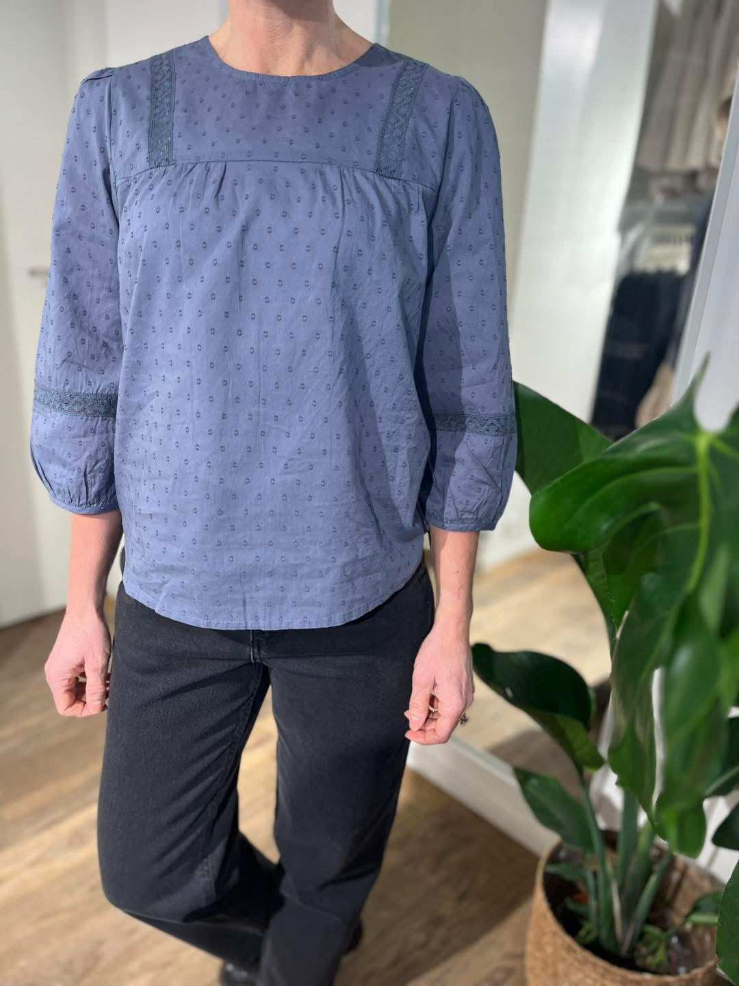 VMTRINE Top - China Blue