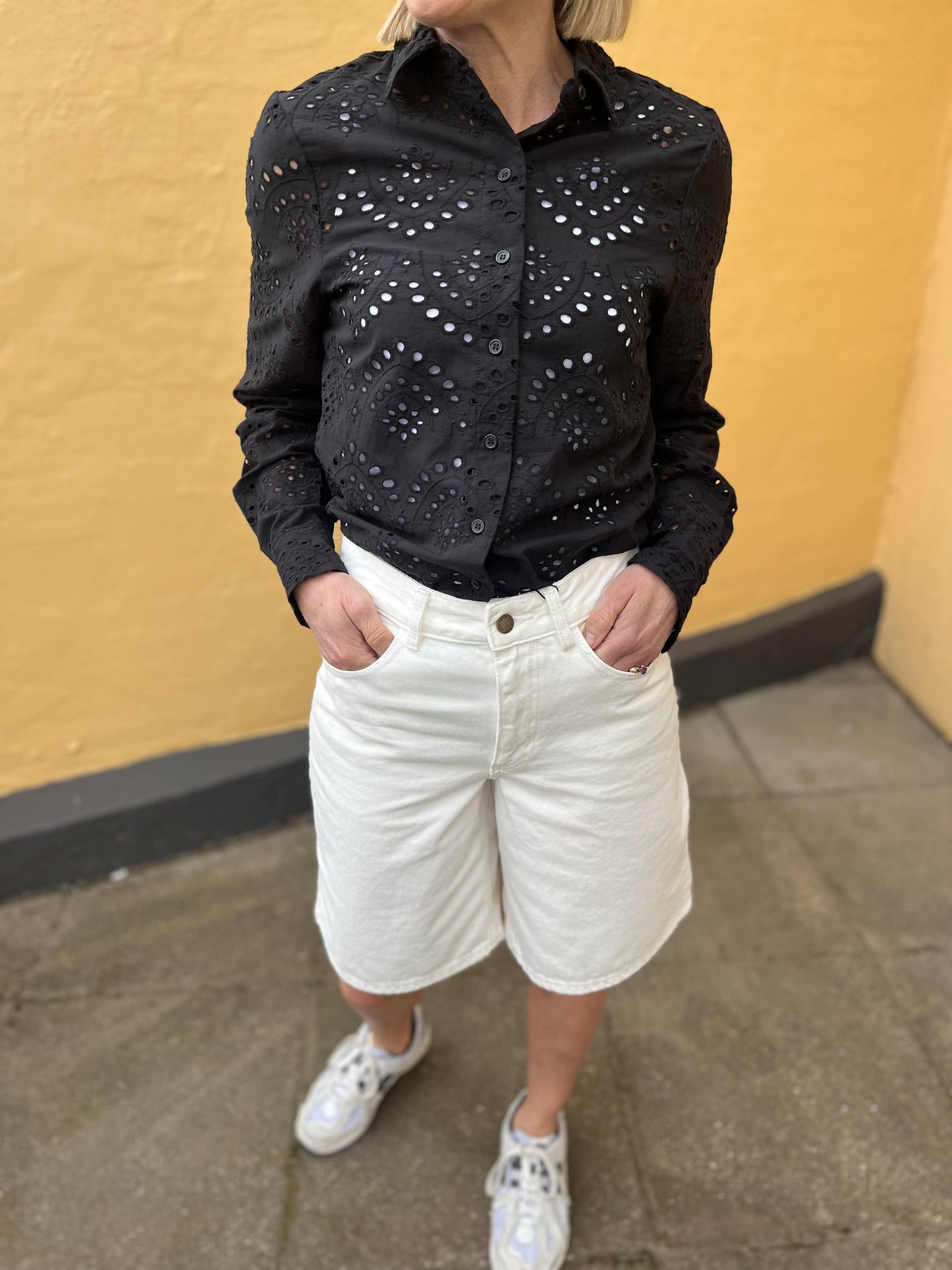VMSAGE 5 Pockets Shorts - Ecru