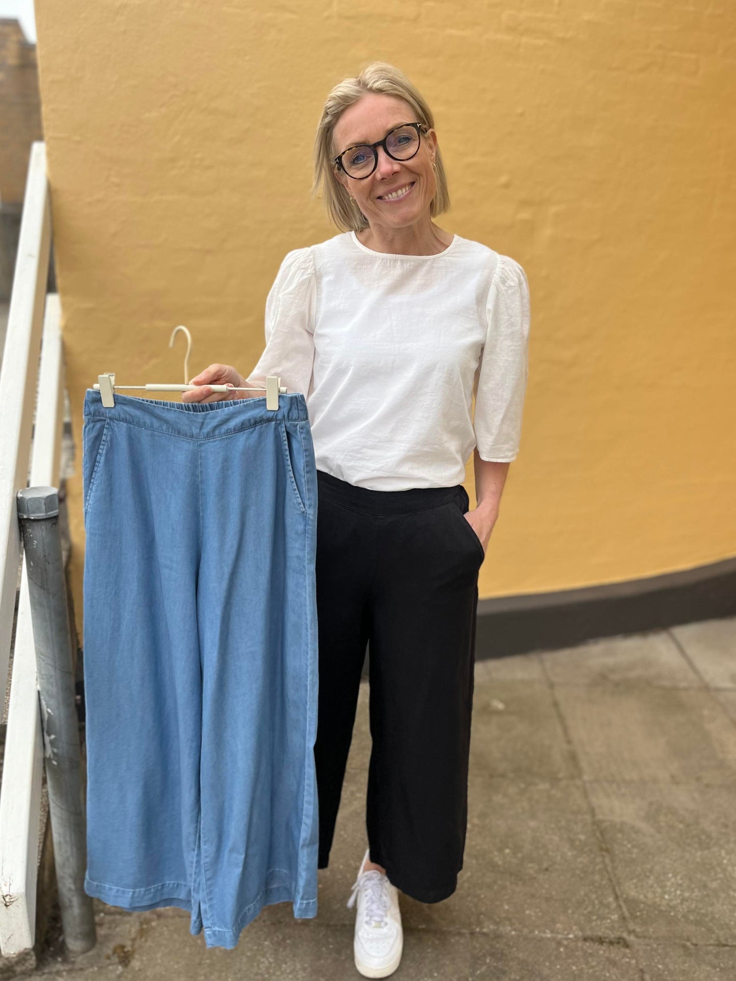 VMBREE Trousers - Medium Blue Denim