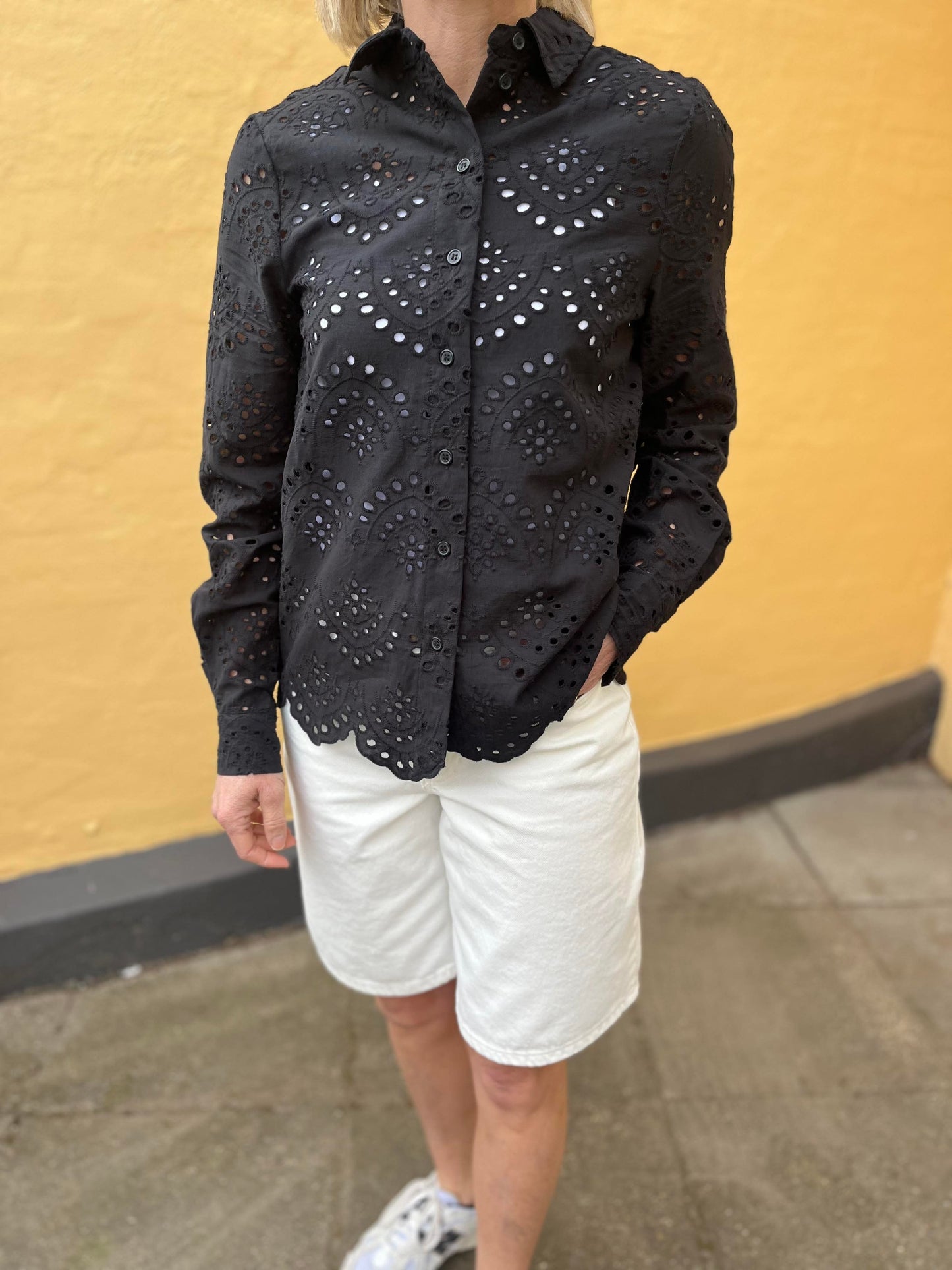 VMSAGE 5 Pockets Shorts - Ecru