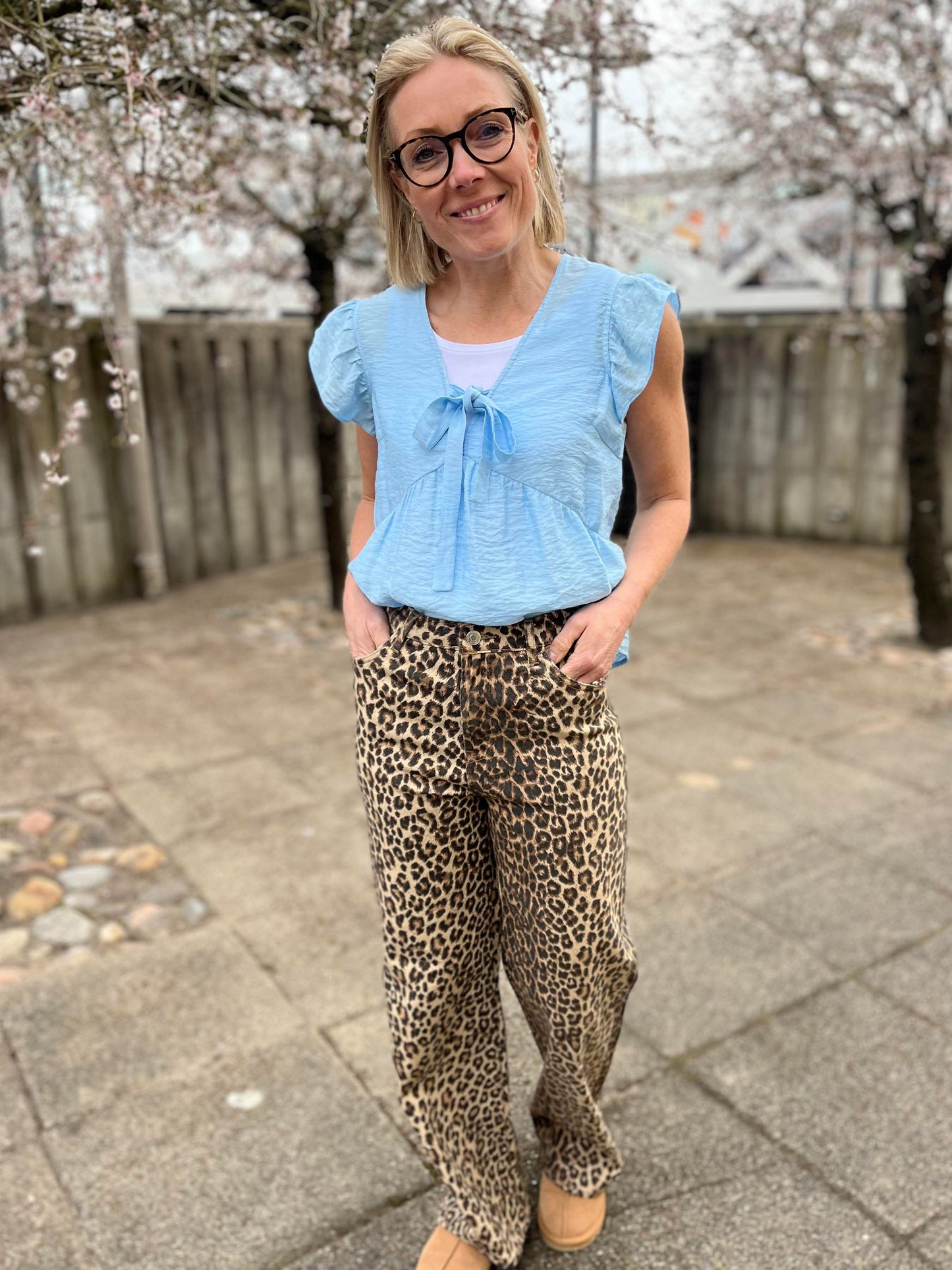 VMFLORA Top - Airy Blue