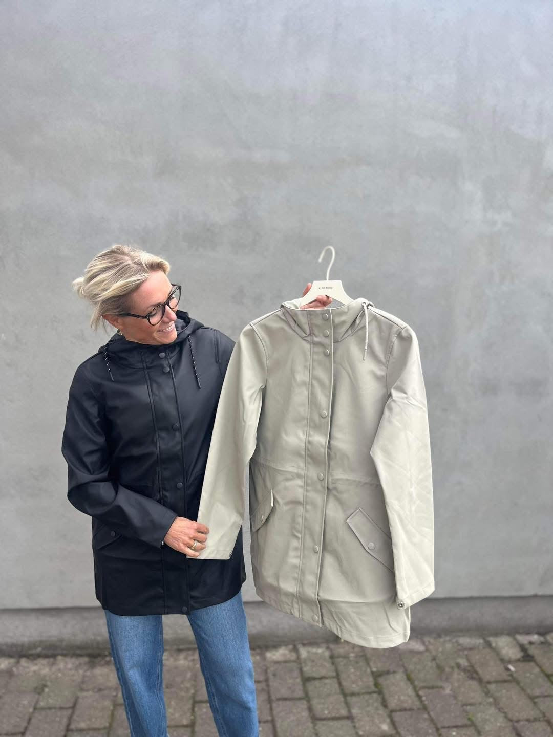 VMMALOU Jacket - Abbey Stone