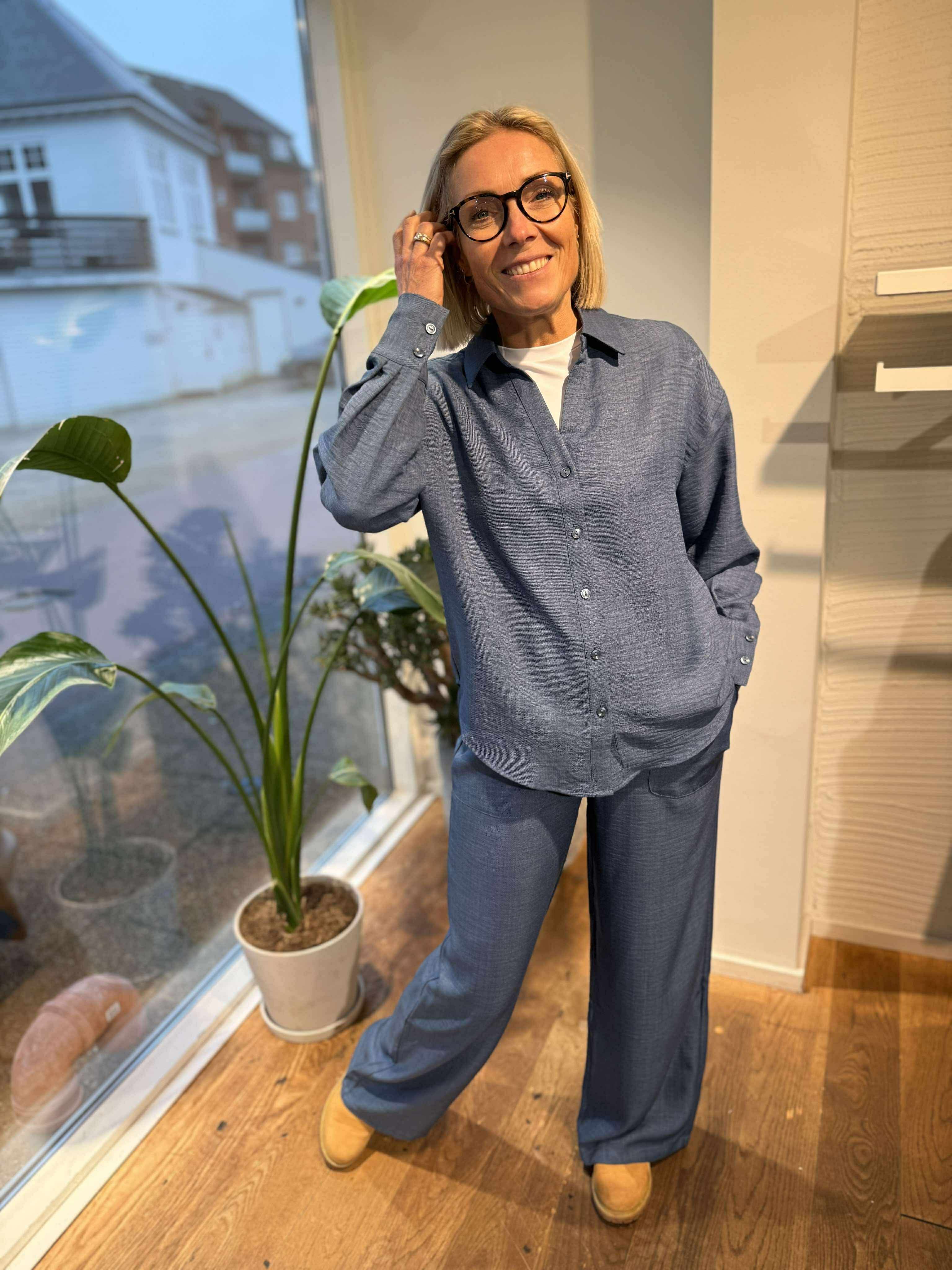 VMMELANEY Shirts - Dark Denim