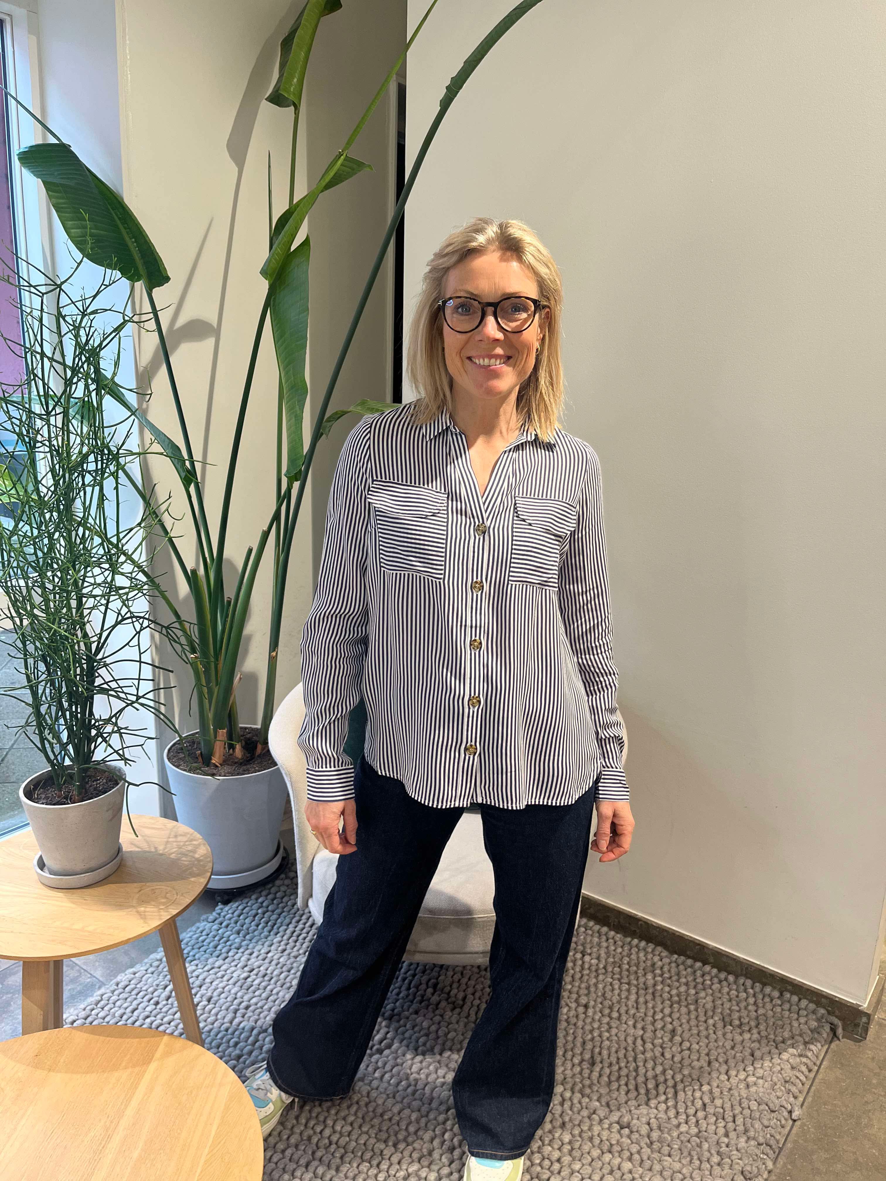 VMBUMPY Shirts - Mørk blå