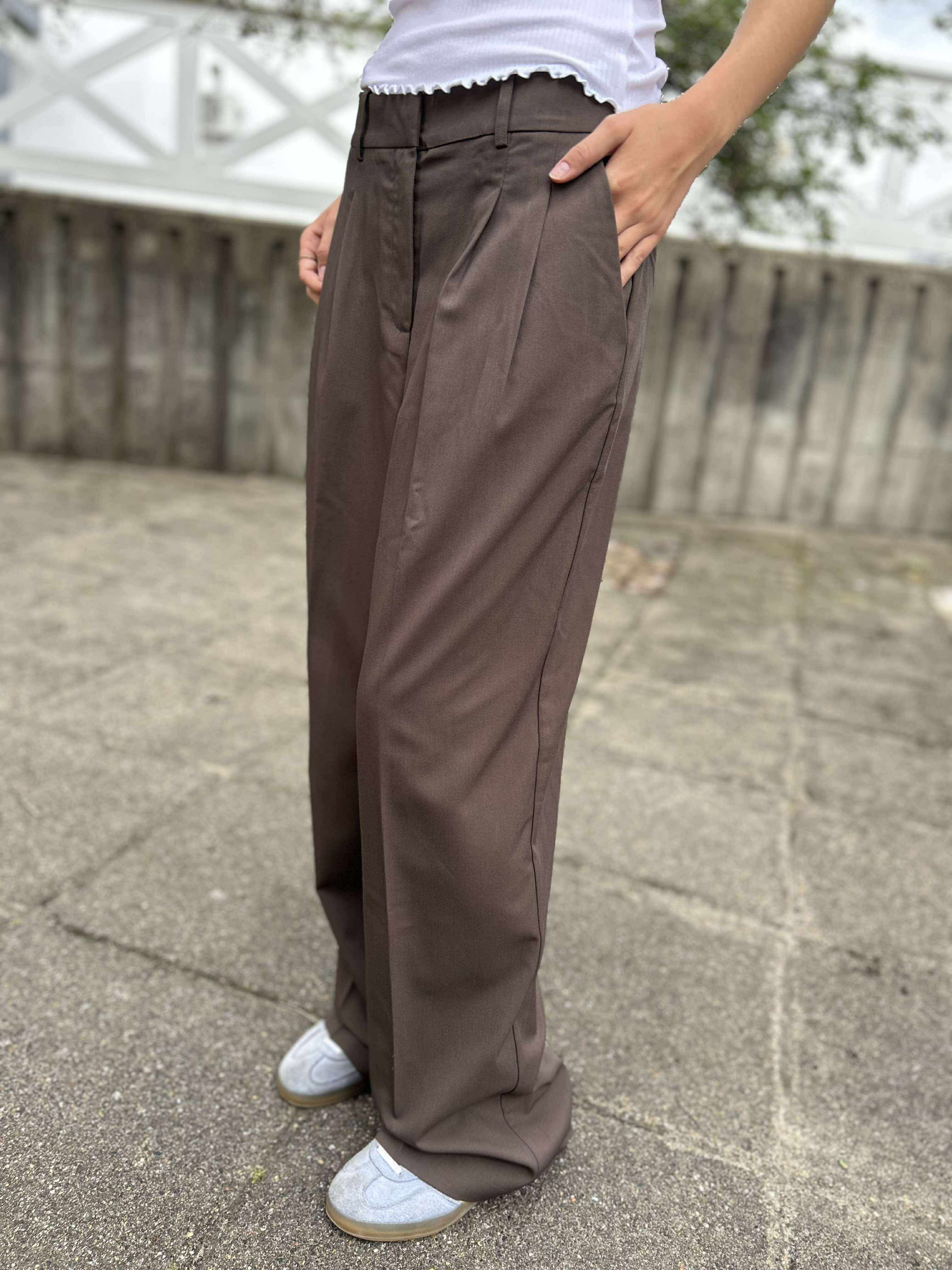 VMNILA Trousers - Chocolate Brown