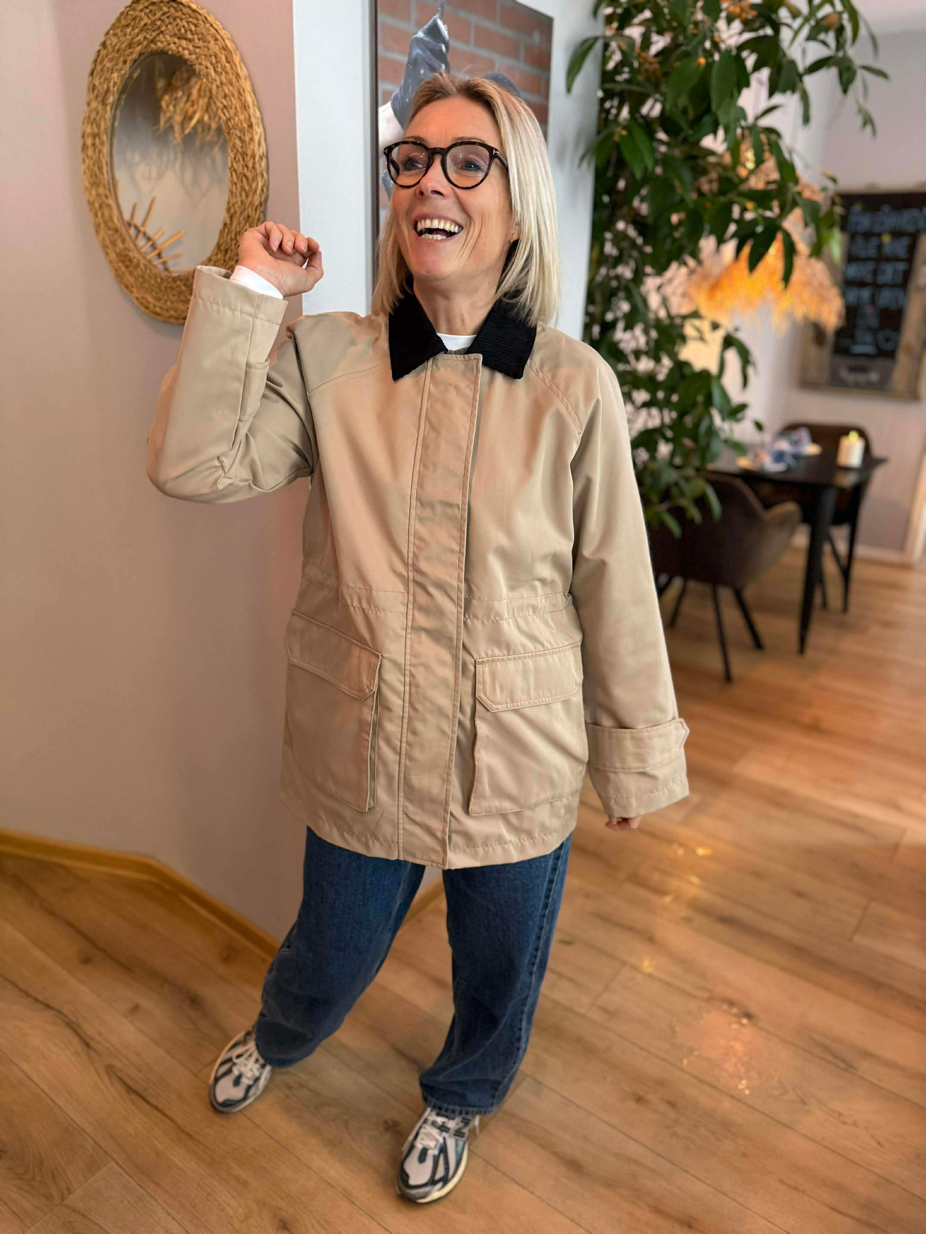 VMANNIKA Jacket - Silver Mink