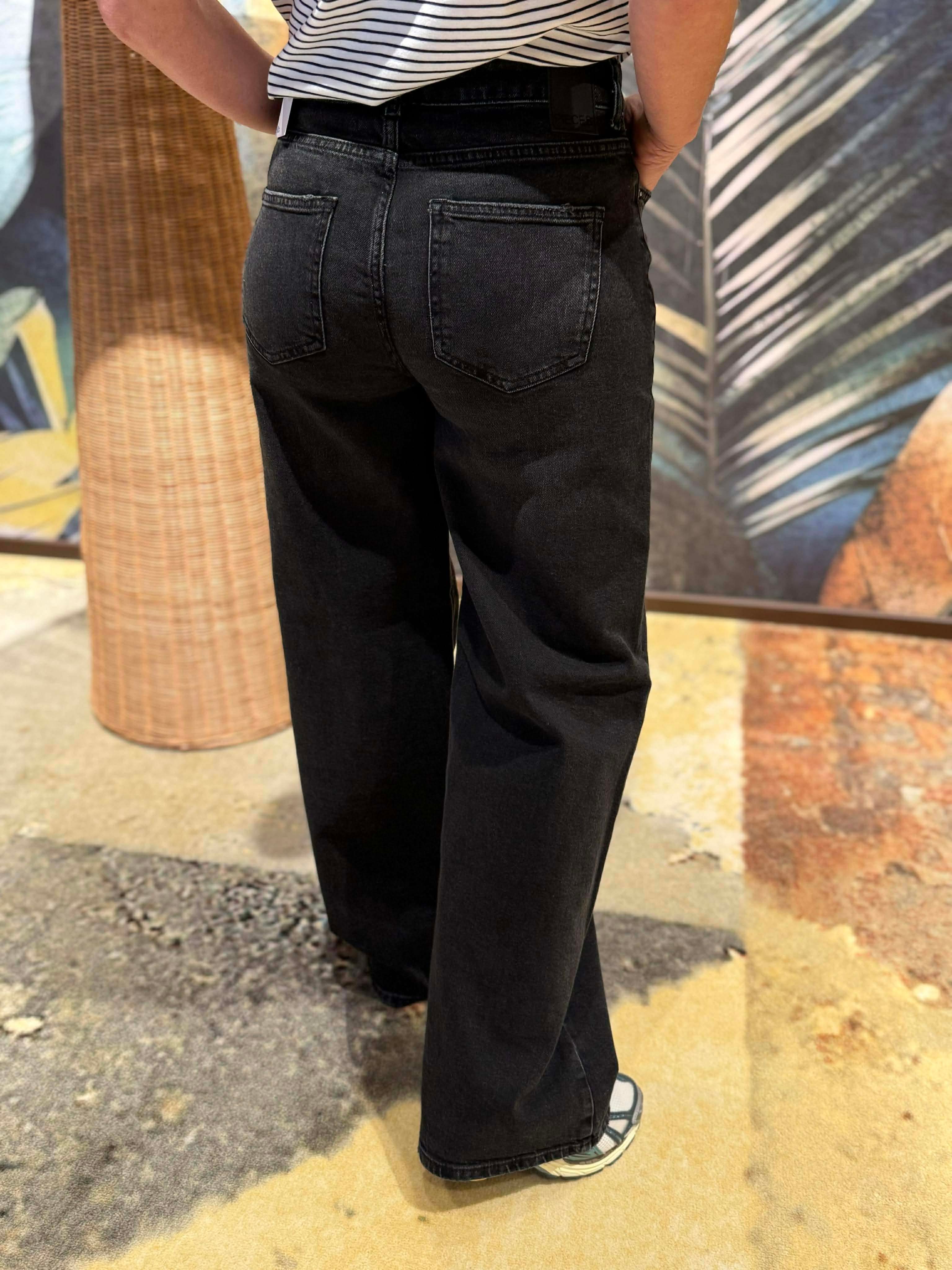 PCSILKE Jeans - Black Denim