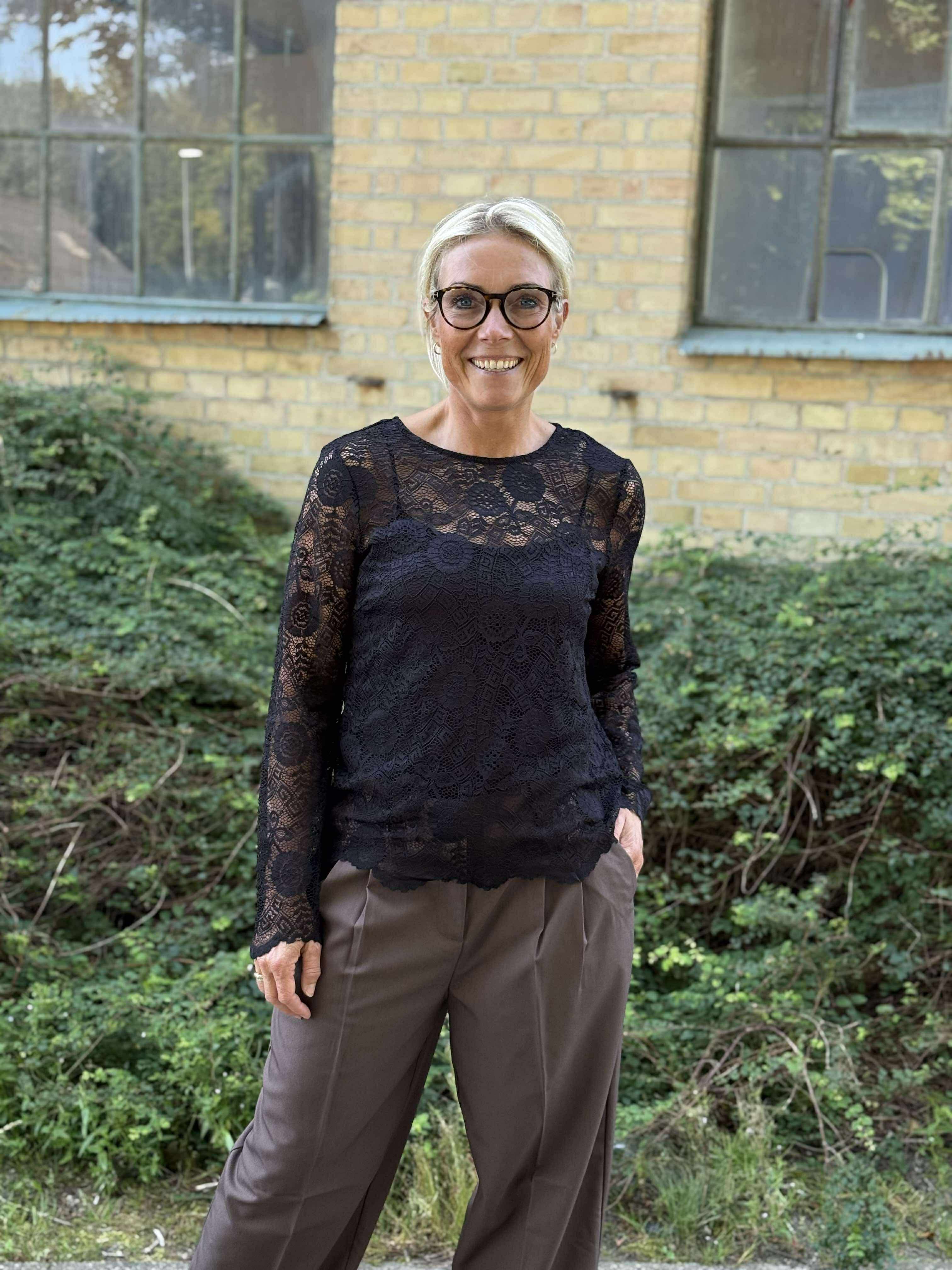 PCOLLINE Top - Black