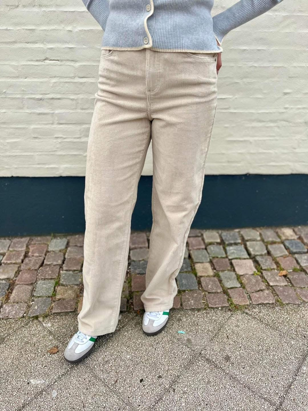VMTESSA wide jeans - Oatmeal