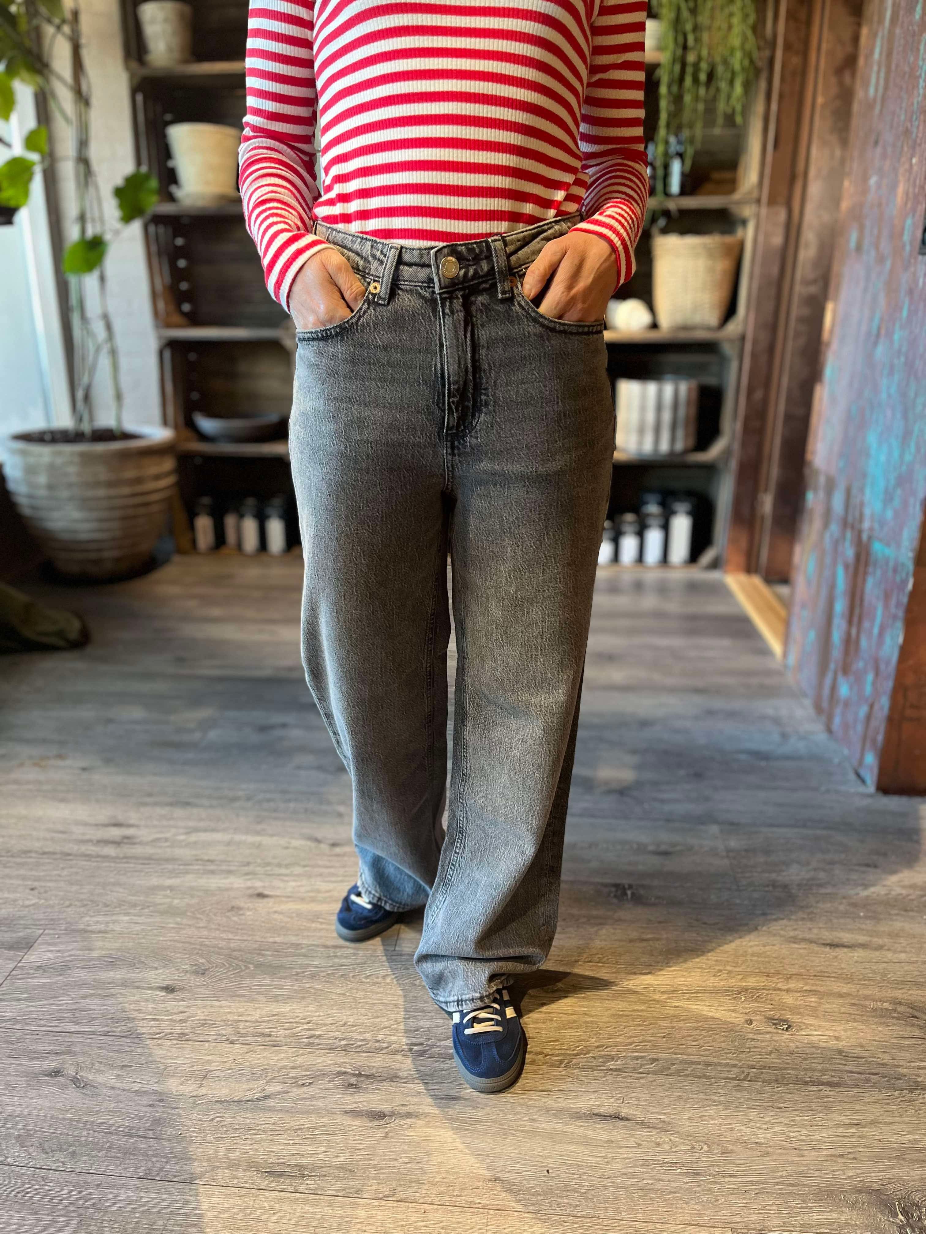 VMTESSA wide jeans - Medium Grey Denim