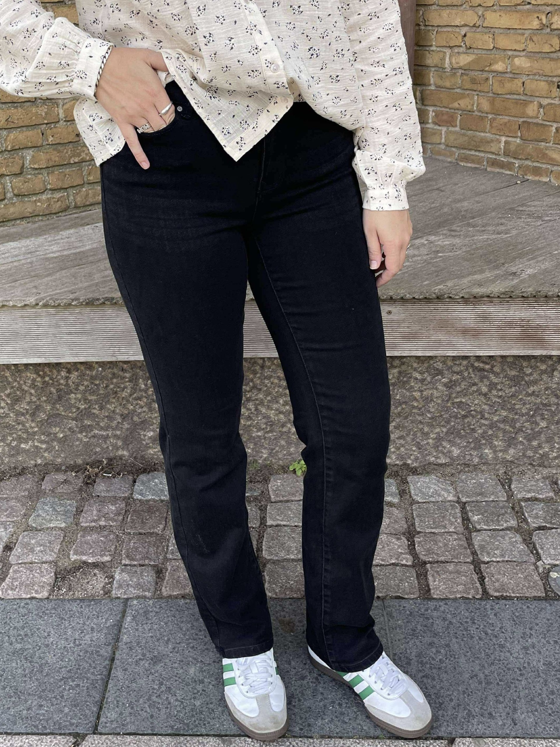 VMFLASH srtraight Jeans - Black